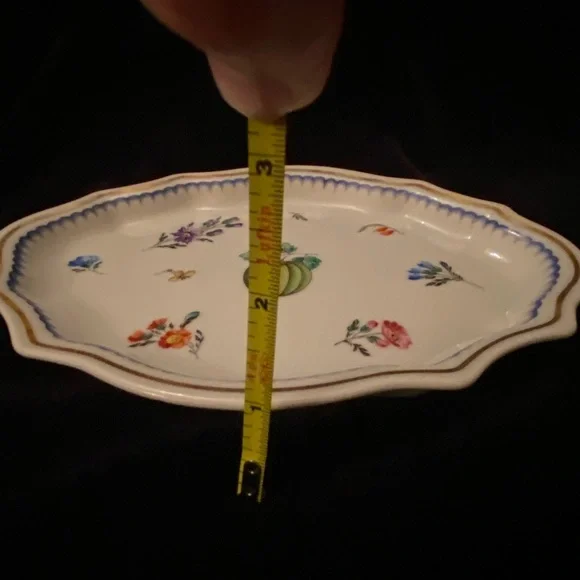 Richard Ginori ITALIAN FRUITS 8 3/8" HORS D OEUVRE TRAY - Picture 9 of 10